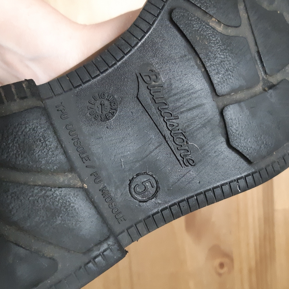 Blundstone Brown Leather Chelsea Ankle Boots - Picture 5 of 15